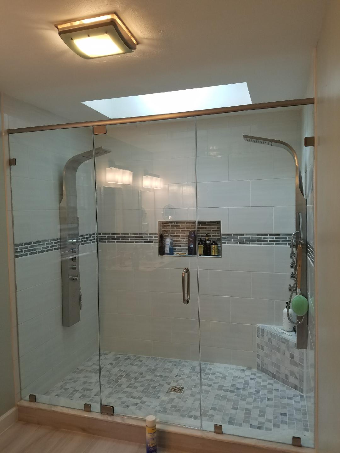 How to Clean Glass Shower Doors for a Bathroom That Sparkles