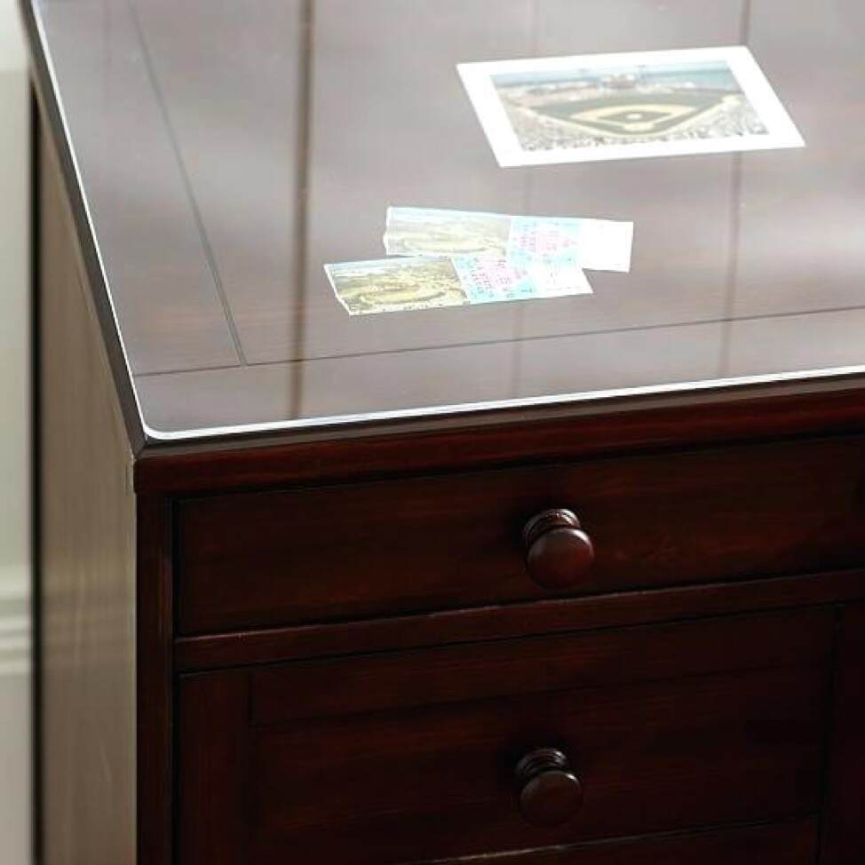 Glass or Plexiglass? Binswanger Glass