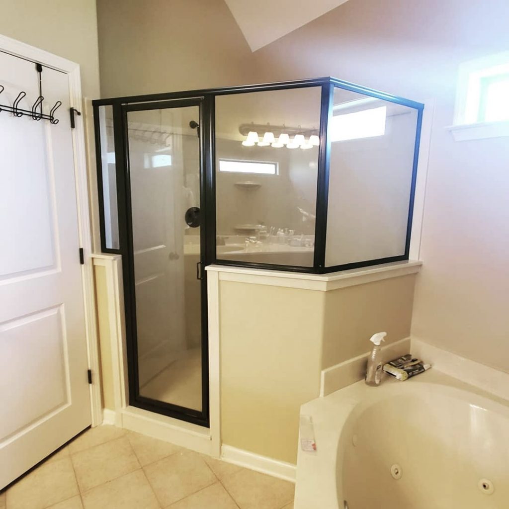 Binswanger Glass - Frames Shower