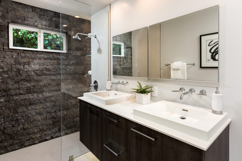 Binswanger Glass - Shower Screen