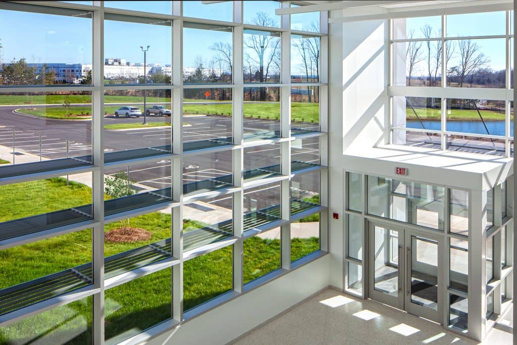Binswanger Glass - Dhollandia US