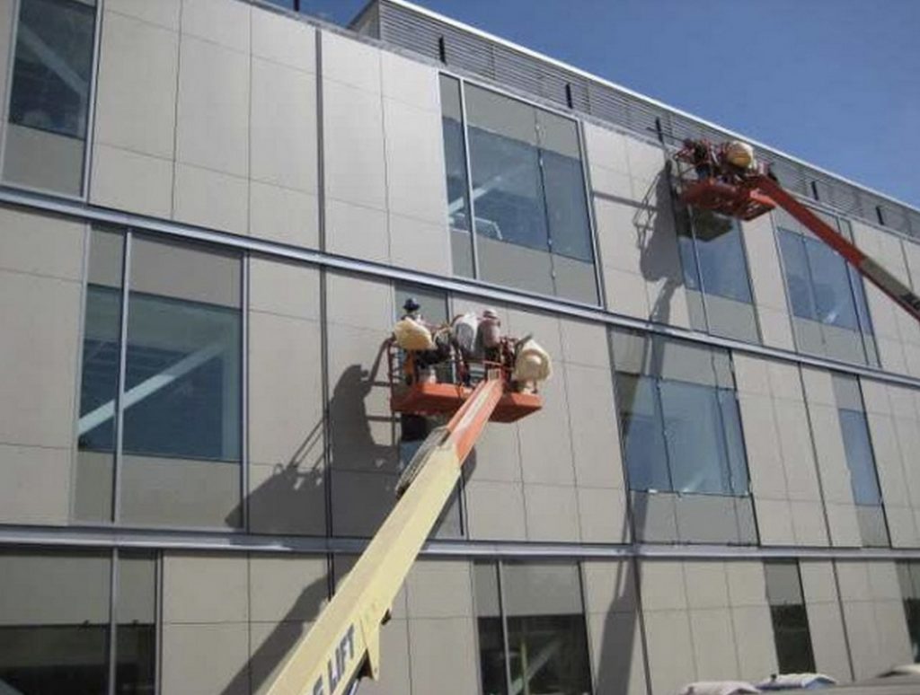 Binswanger Glass is hiring glaziers