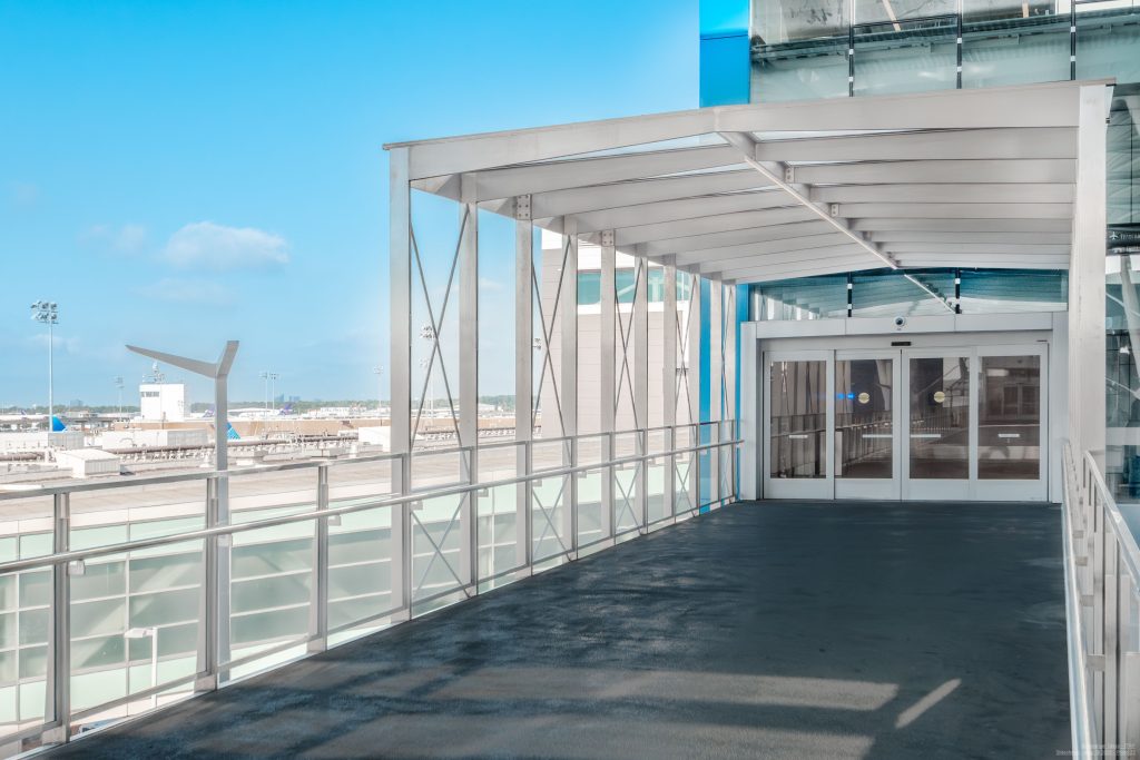 George Bush Intercontinental Airport ITRP - Binswanger Glass