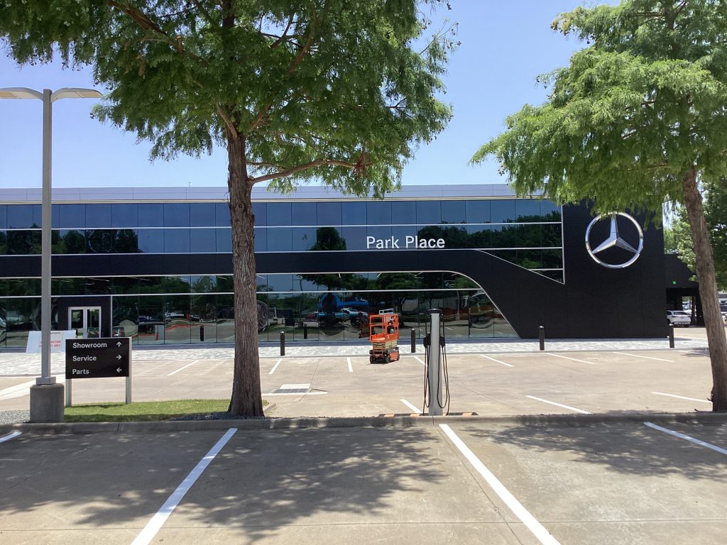 Park Place Mercedes of Fort Worth, TX - Binswanger Glass
